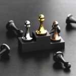 How to pick advantaged businesses